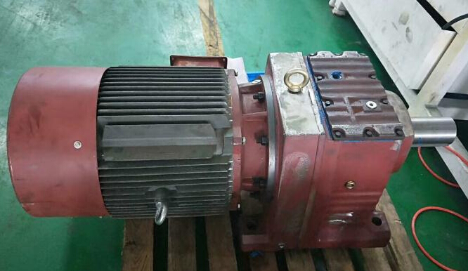 無(wú)油螺桿空壓機(jī)